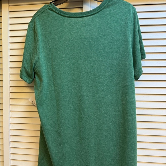 Green 'Cheers!' Graphic T-Shirt Women’s Sz L St. Patrick’s Day Shirt BRAND NEW - Picture 10 of 14